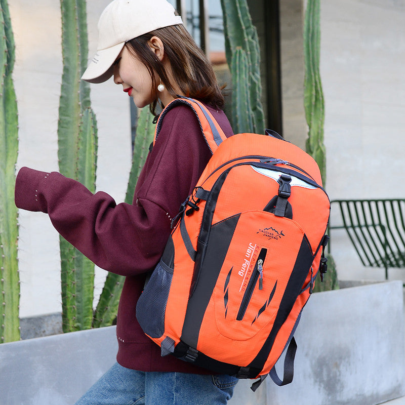 Men and Women's Outdoor Mountaineering Backpack