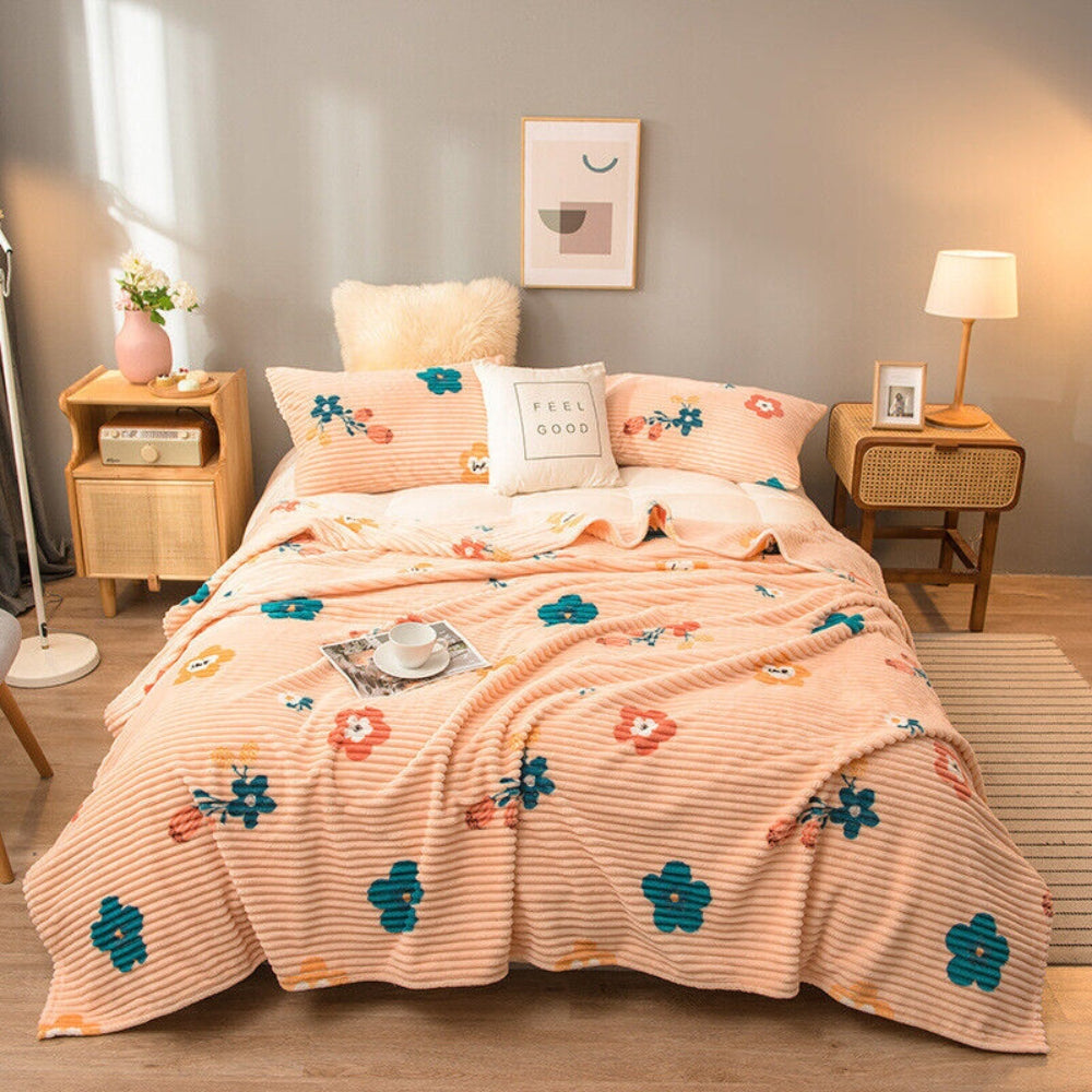 Bed Blanket Cuddly Solid Soft Warm Flannel Throw Sofa Flannel Rug