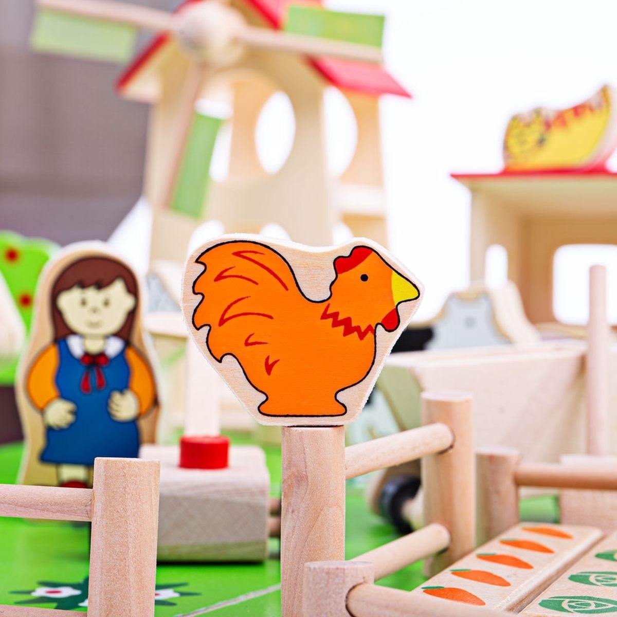 Bigjigs Toys Wooden Play Farm Set Pretend Play Animal Barn Toy for Kids