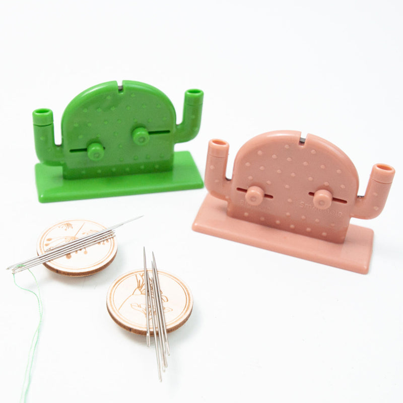 Time Saving Double Headed Automatic Cactus Hand Sewing Needle Threader