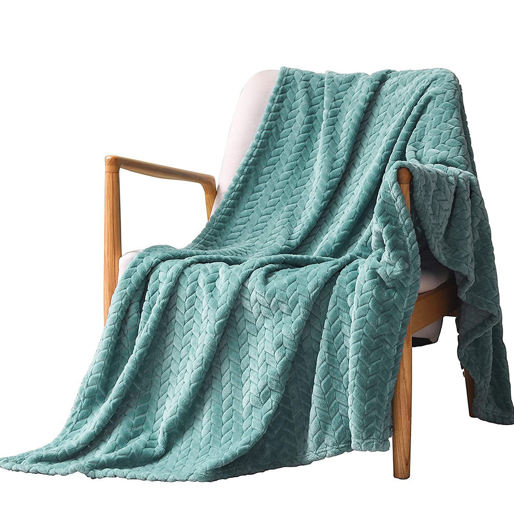 COMFEYA Soft Jacquard Leaves Pattern Flannel Fleece Throw Blanket