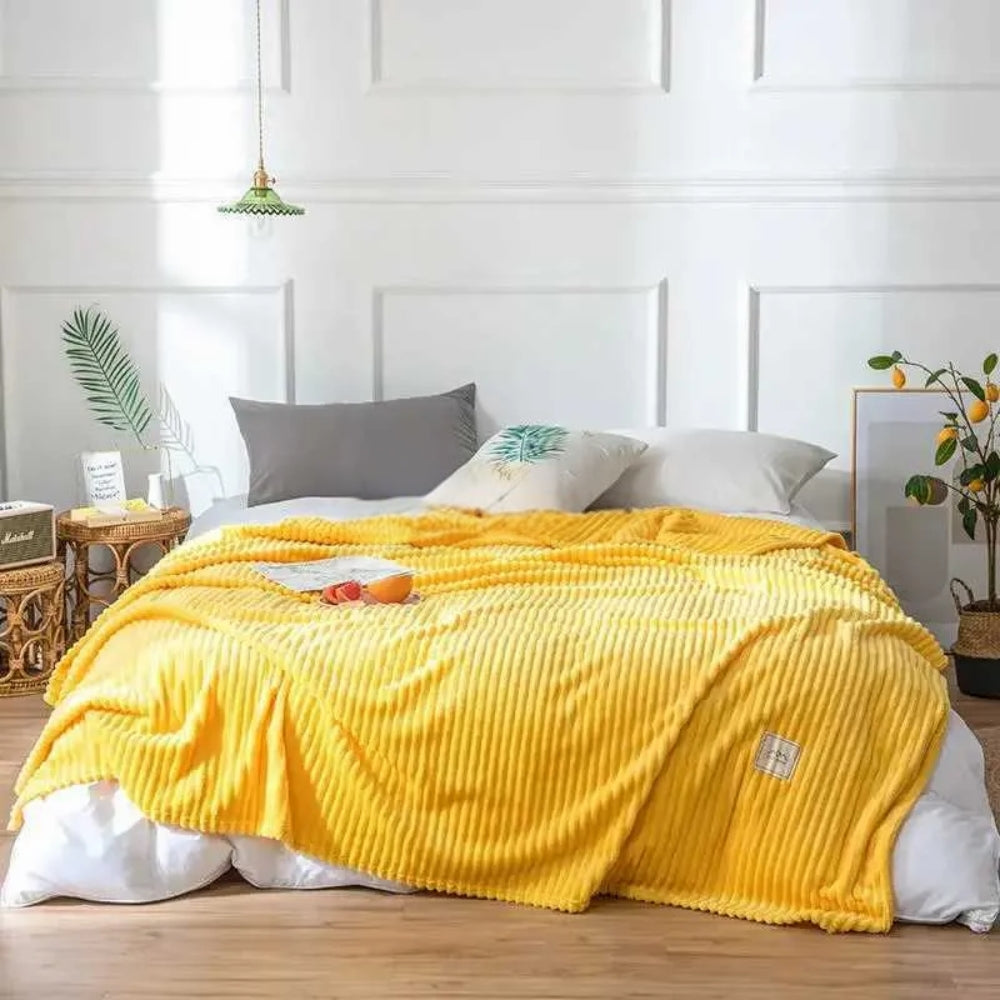 Bed Blanket Cuddly Solid Soft Warm Flannel Throw Sofa Flannel Rug
