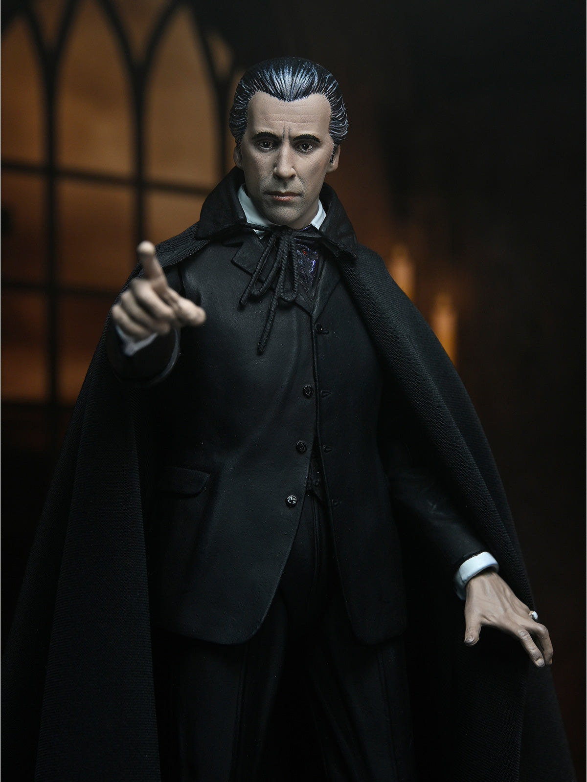 Dracula Hammer Horror Ultimate Action Figure 7” with Accessories – Black