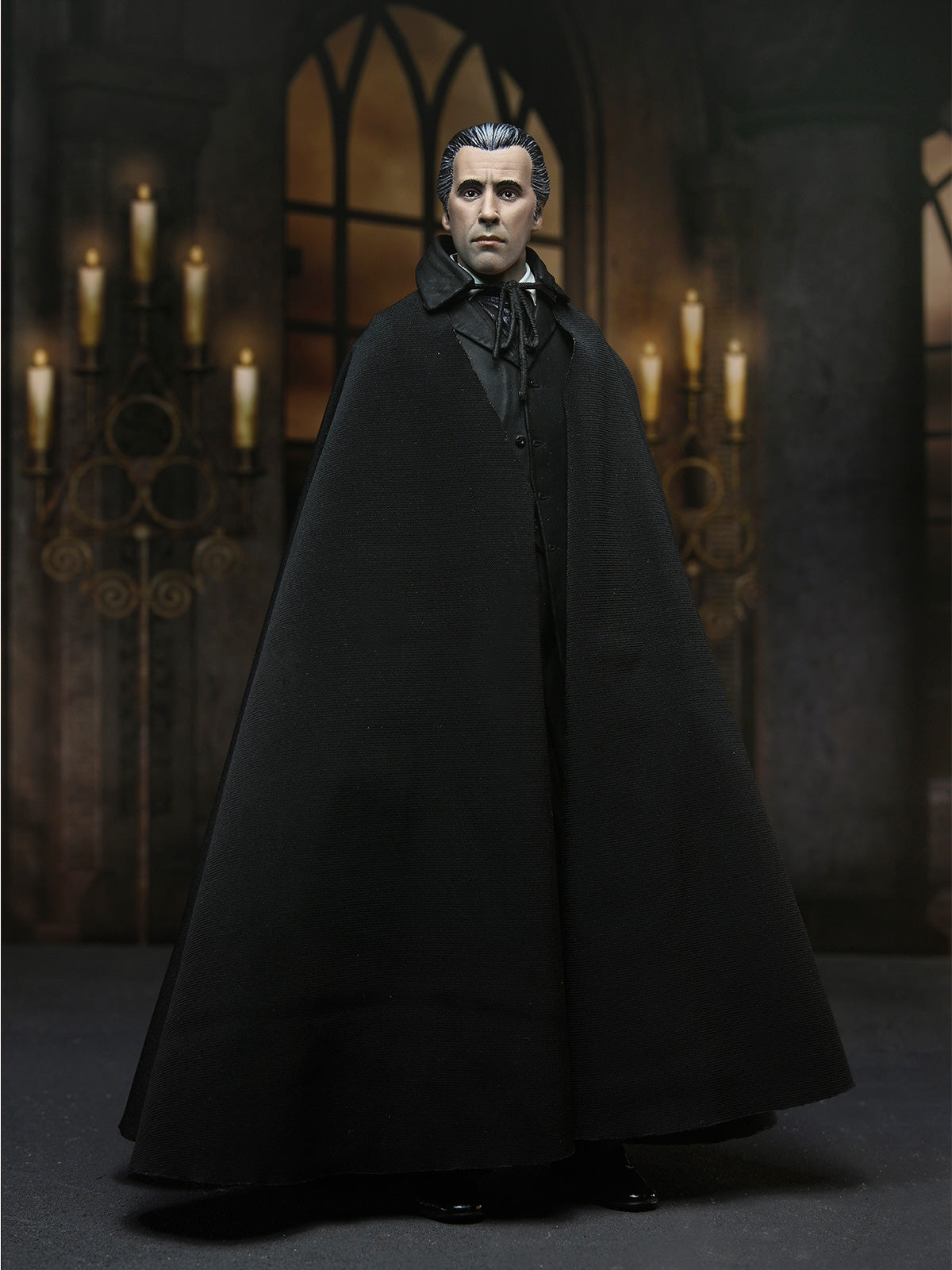 Dracula Hammer Horror Ultimate Action Figure 7” with Accessories – Black