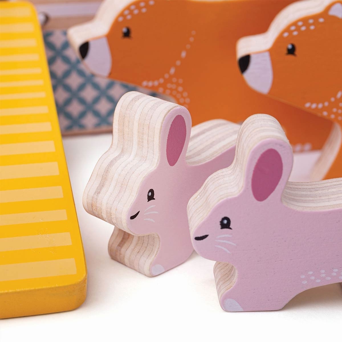 Bigjigs Toys FSC Certified Wooden Noah’s Ark Animal Figurines Play Set for Kids