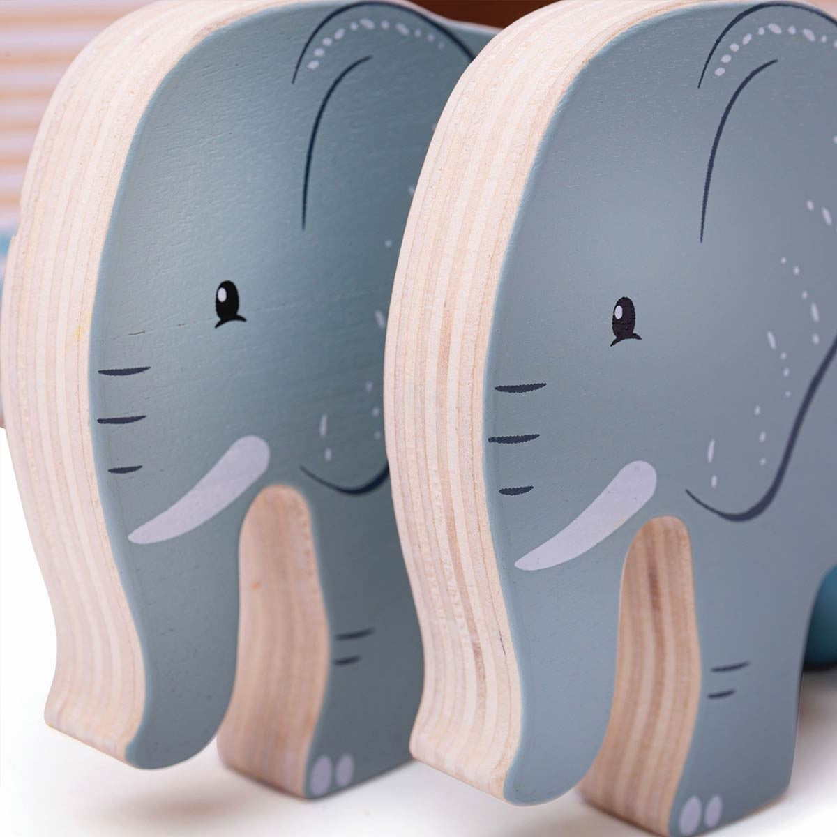 Bigjigs Toys FSC Certified Wooden Noah’s Ark Animal Figurines Play Set for Kids