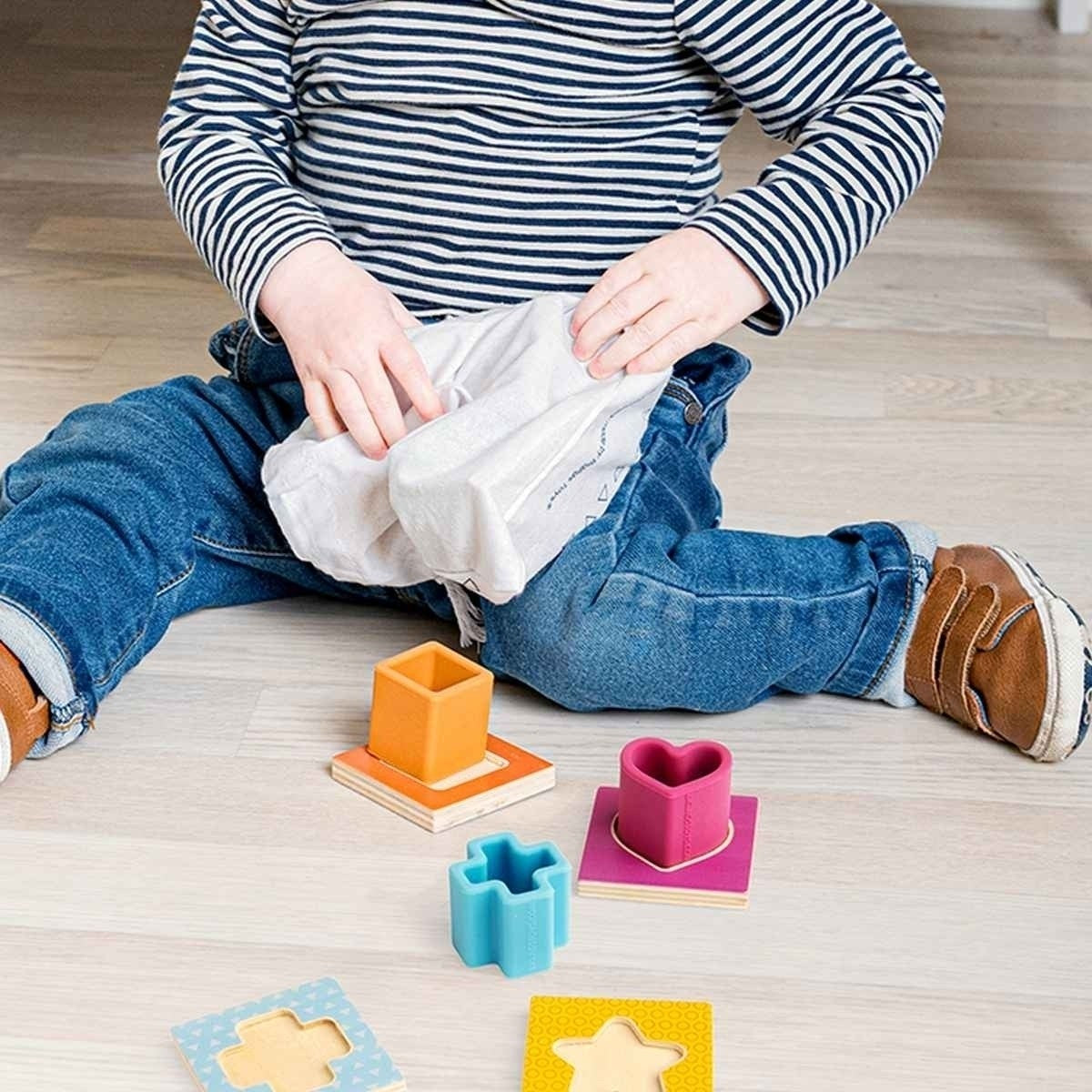 Bigjigs Toys Feel & Find  Wooden Sensory Matching Game for Toddlers