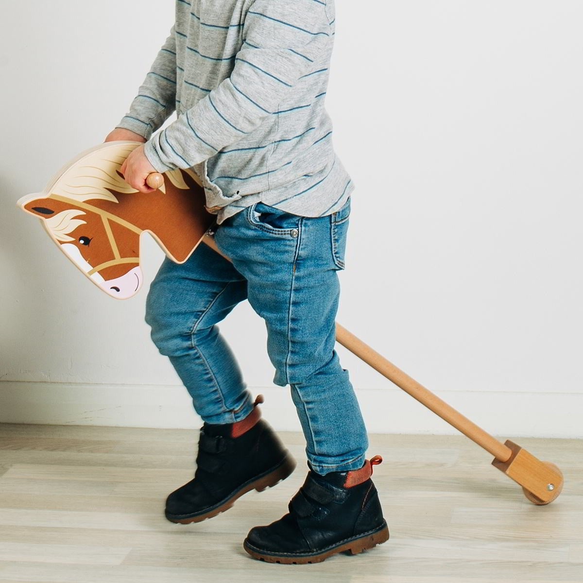 Bigjigs Toys Wooden Hobby Horse Ride-On Toy for Creative & Active Play