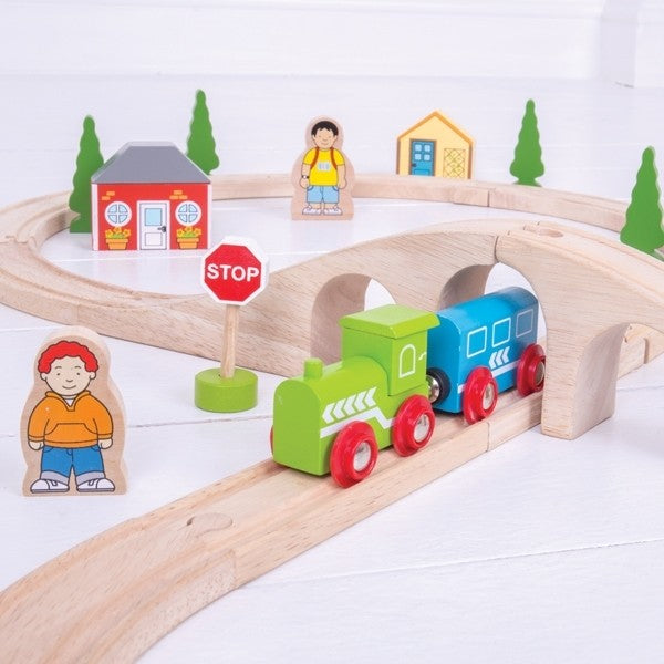 Bigjigs Rail Figure of Eight Train Set Wooden Railway Starter Track with Train