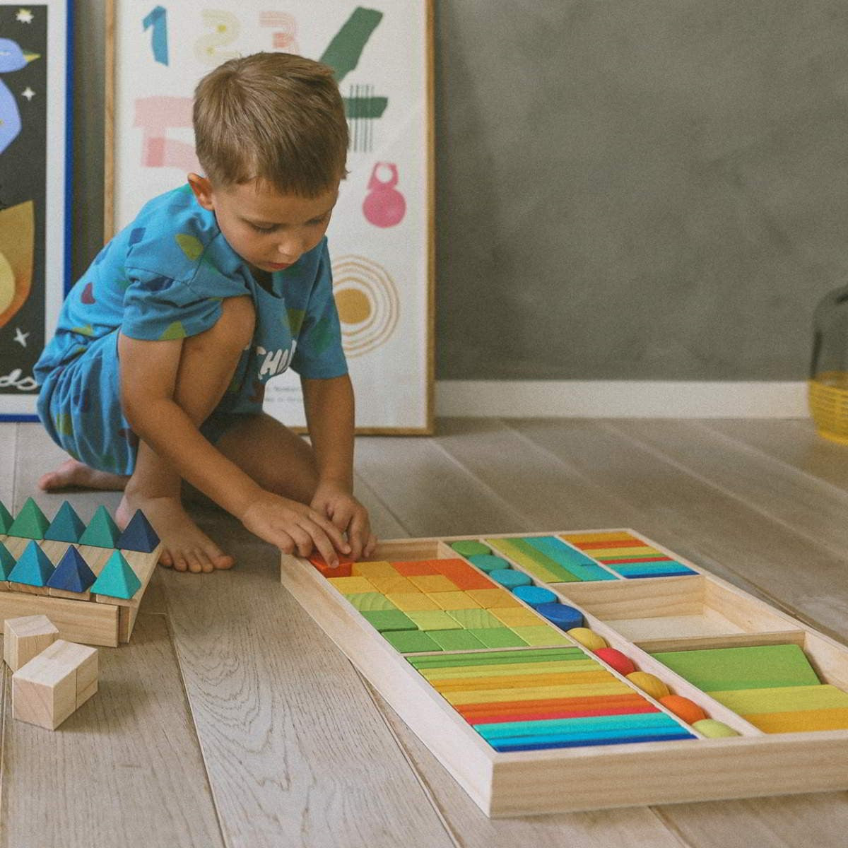 Kinderfeets Mixed Block Tray Rainbow 100 Wooden Blocks for Creative Play and Learning